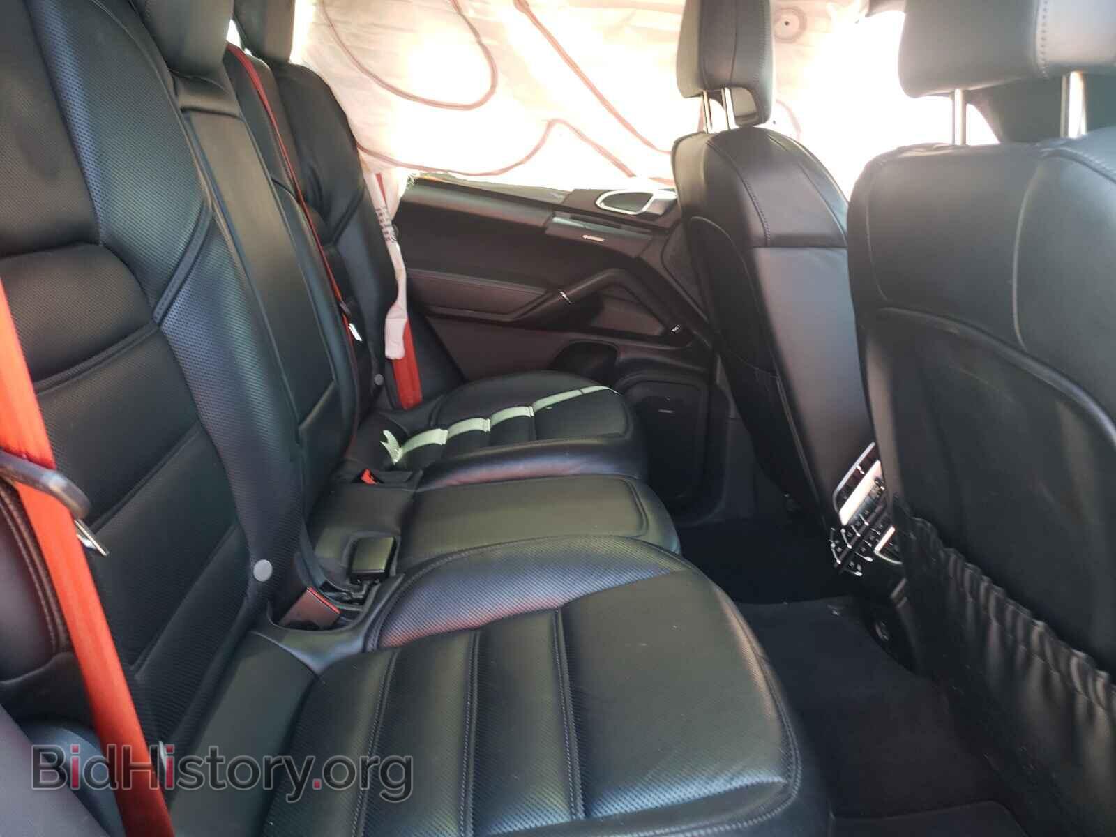2017 PORSCHE CAYENNE - VIN: WP1AA2A21HKA89735 - Фото 6