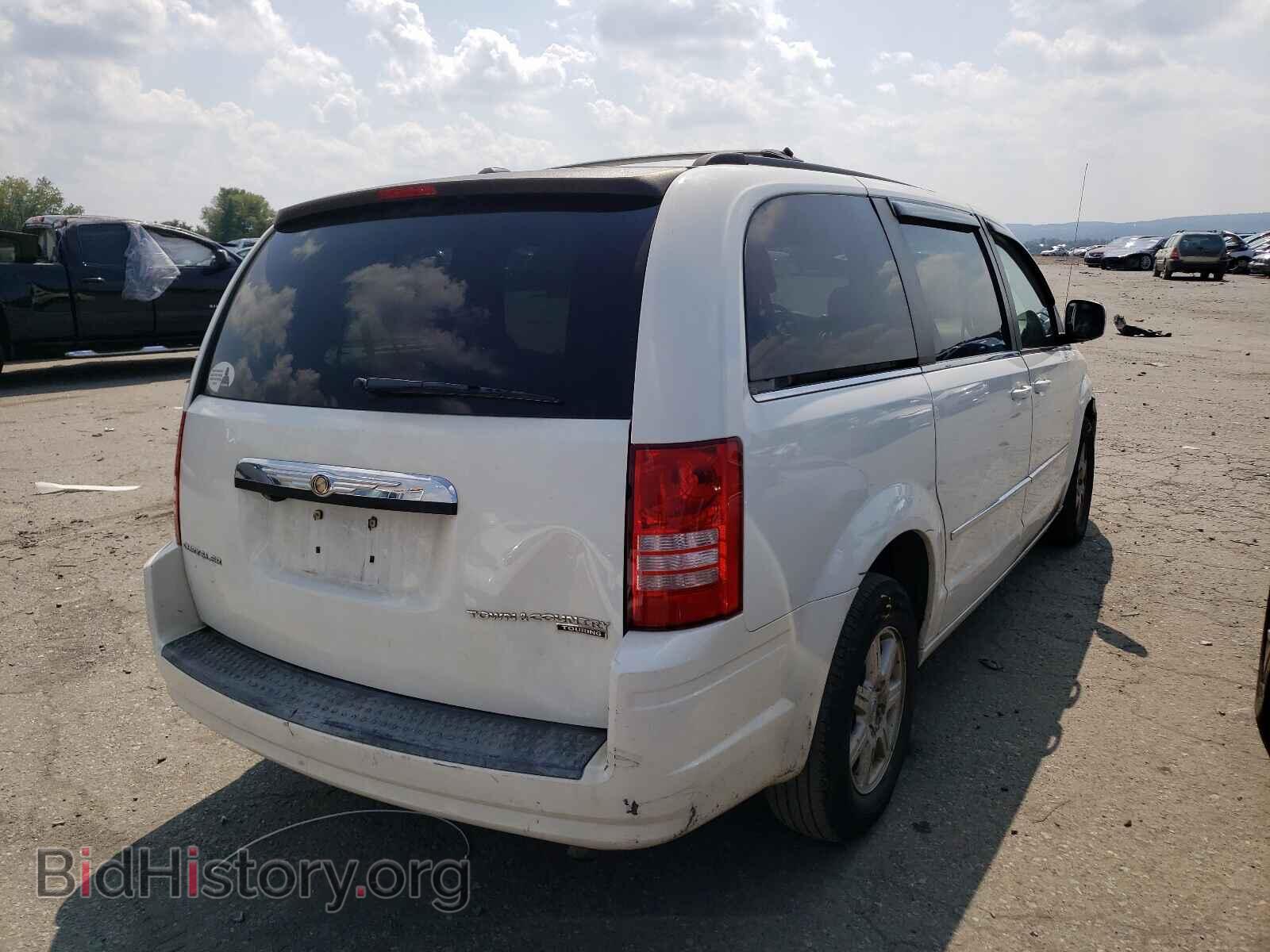 2010 CHRYSLER MINIVAN - VIN: 2A4RR8D13AR357348 - Фото 4