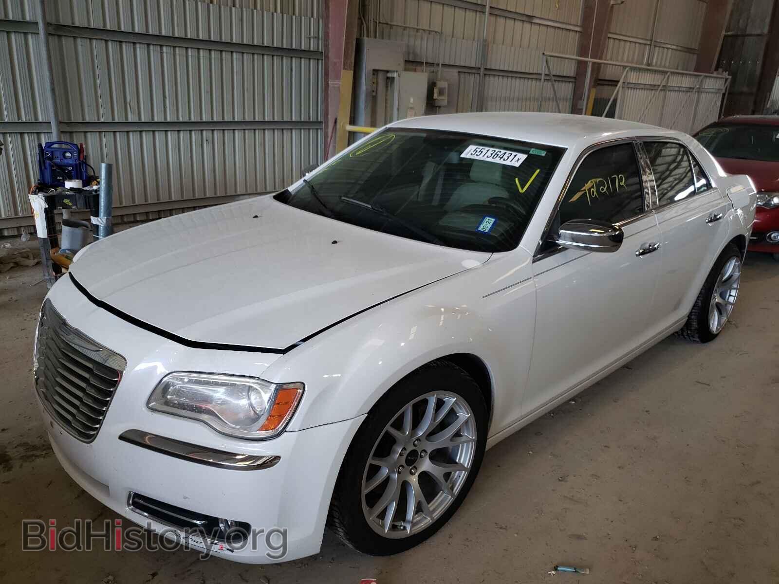 2013 CHRYSLER 300 - VIN: 2C3CCAET5DH735690 - Photo 2