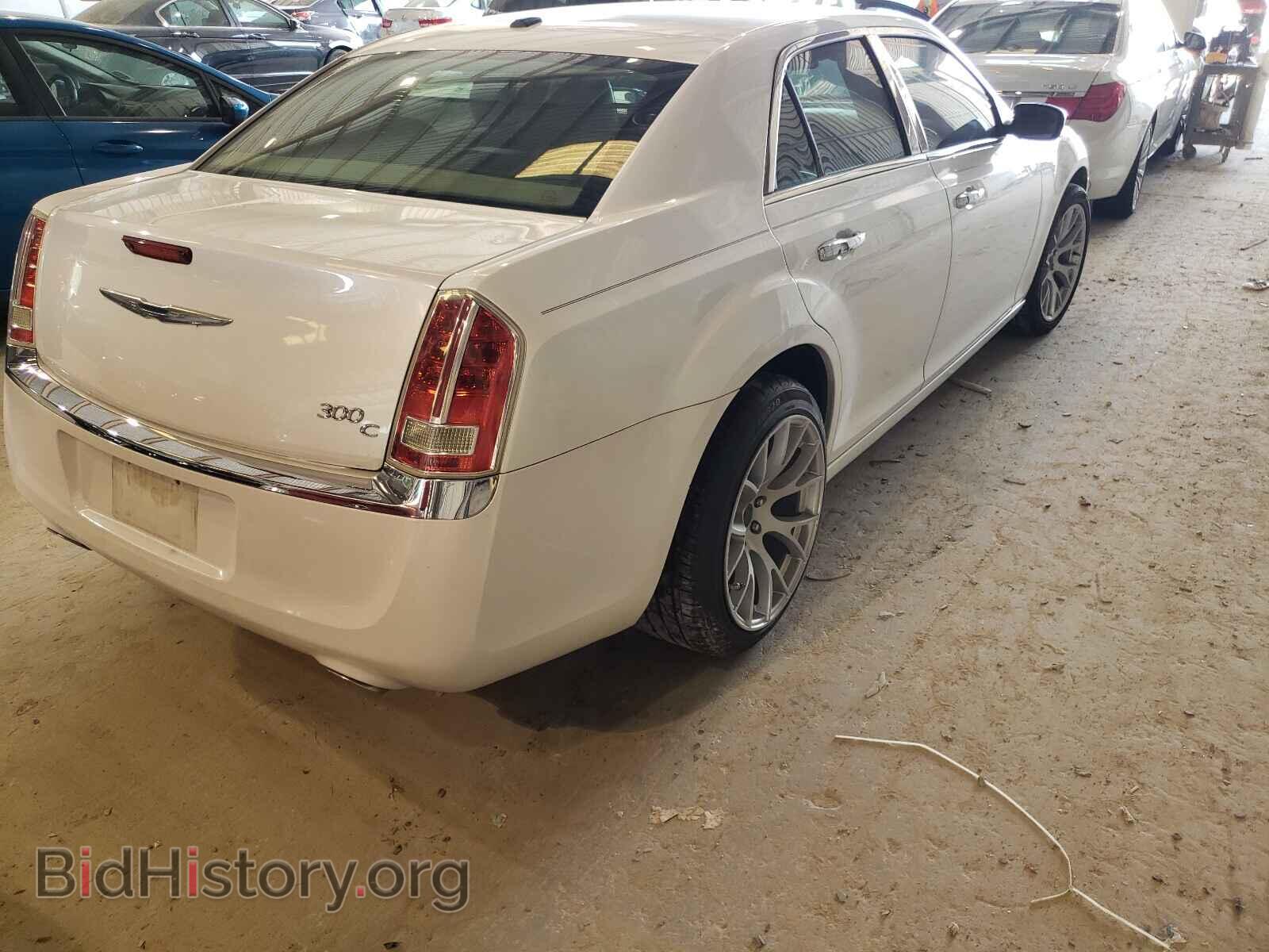 2013 CHRYSLER 300 - VIN: 2C3CCAET5DH735690 - Photo 4