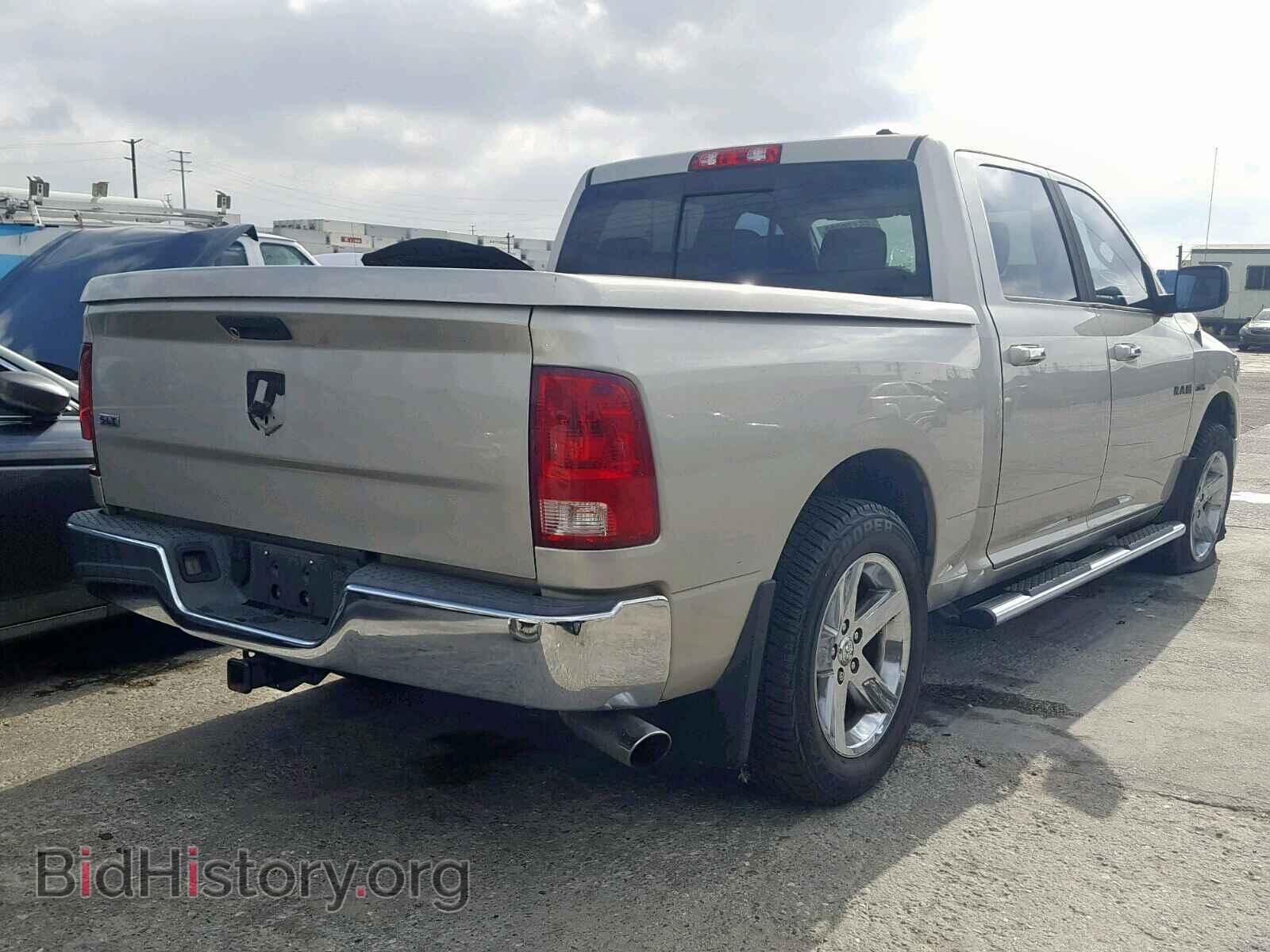 2009 DODGE RAM 1500 - VIN: 1D3HB13TX9J529530 - Фото 4