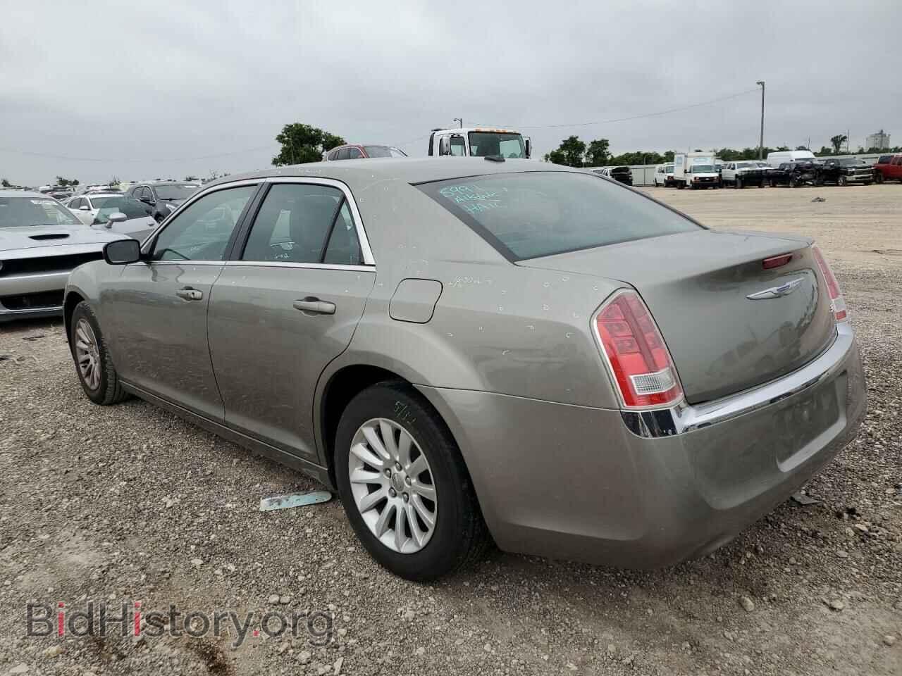 2014 CHRYSLER 300 - VIN: 2C3CCAAG3EH200061 - Photo 2