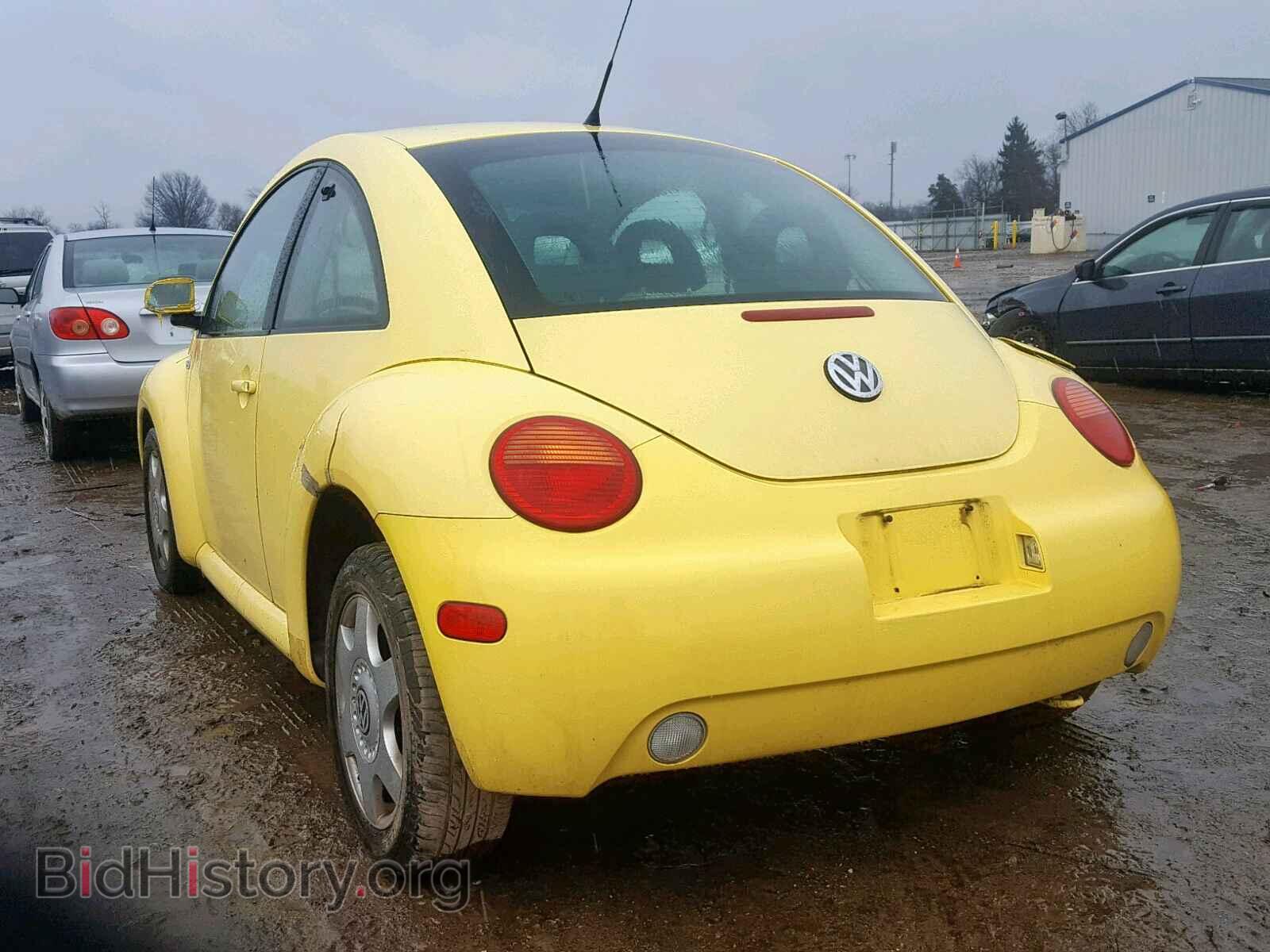2000 VOLKSWAGEN BEETLE - VIN: 3VWCC21C1YM485943 - Фото 3