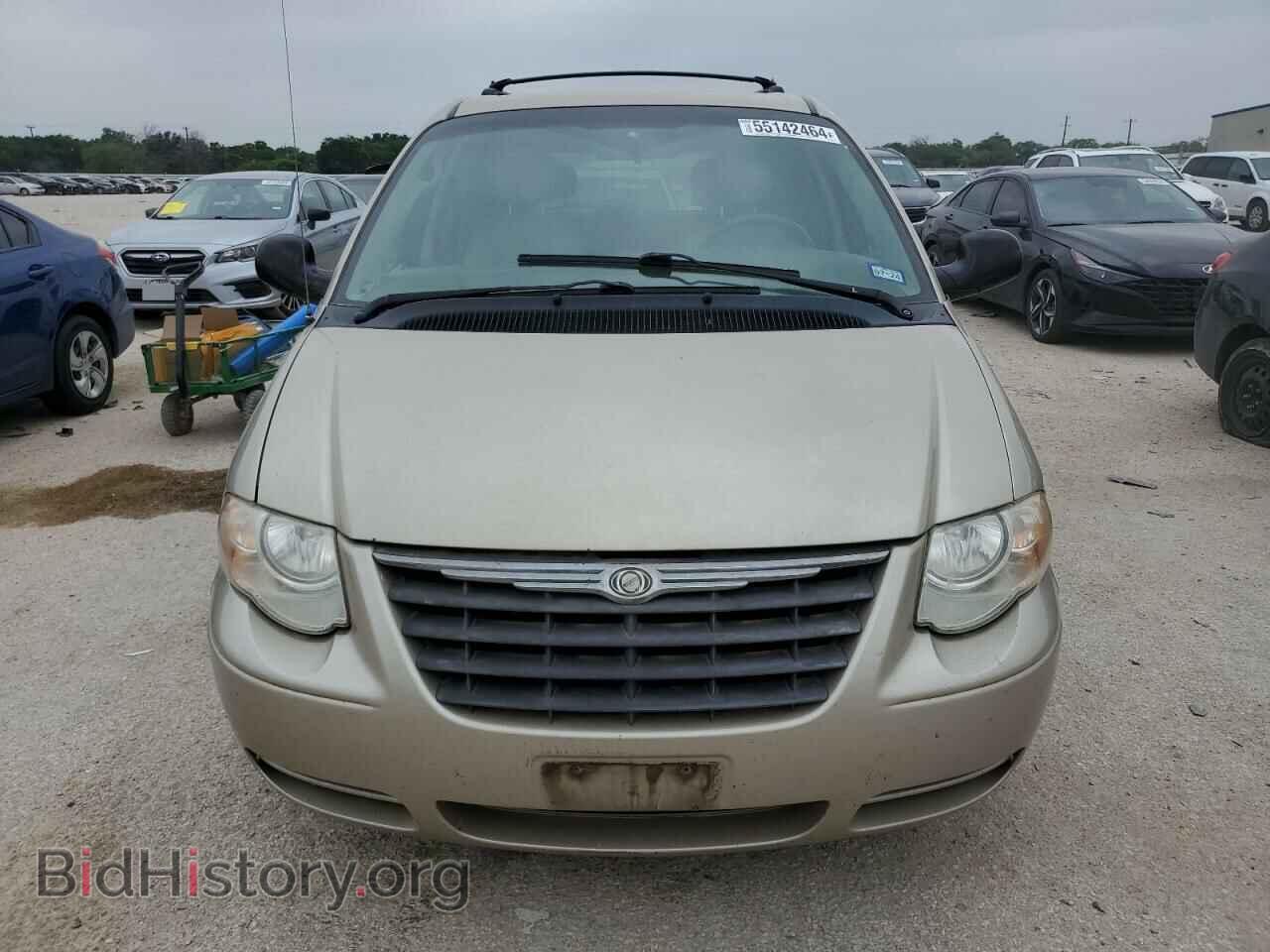 2006 CHRYSLER MINIVAN - VIN: 2A4GP54L06R893484 - Фото 5