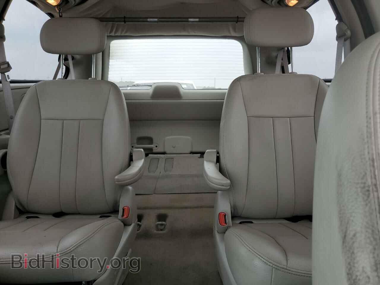 2006 CHRYSLER MINIVAN - VIN: 2A4GP54L06R893484 - Фото 10