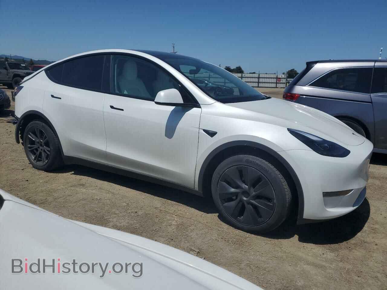 2024 TESLA MODEL Y - VIN: 7SAYGAEE4RF127358 - Фото 4