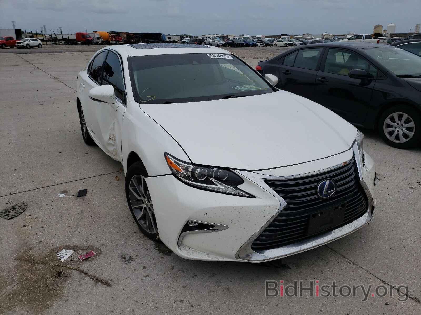 Photo JTHBW1GG2J2194535 - LEXUS ES300 2018