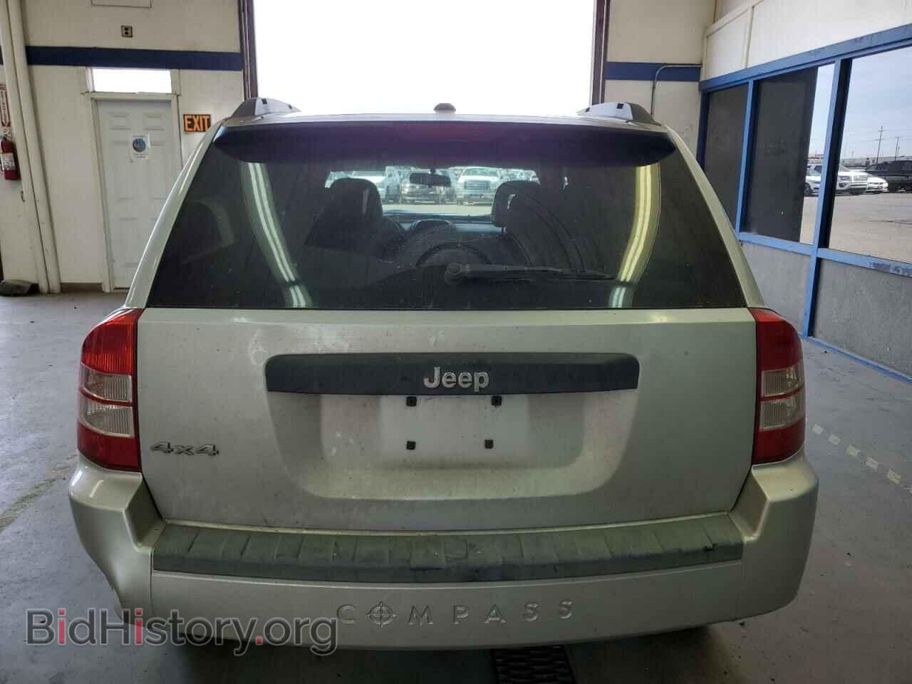 2009 JEEP COMPASS - VIN: 1J4FF47B09D105810 - Фото 6