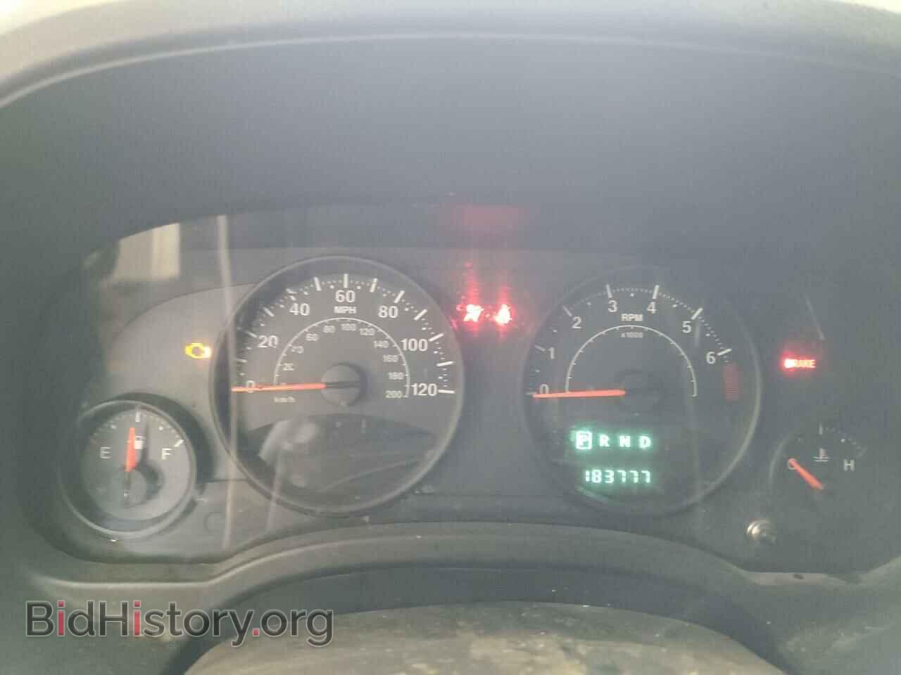 2009 JEEP COMPASS - VIN: 1J4FF47B09D105810 - Фото 9