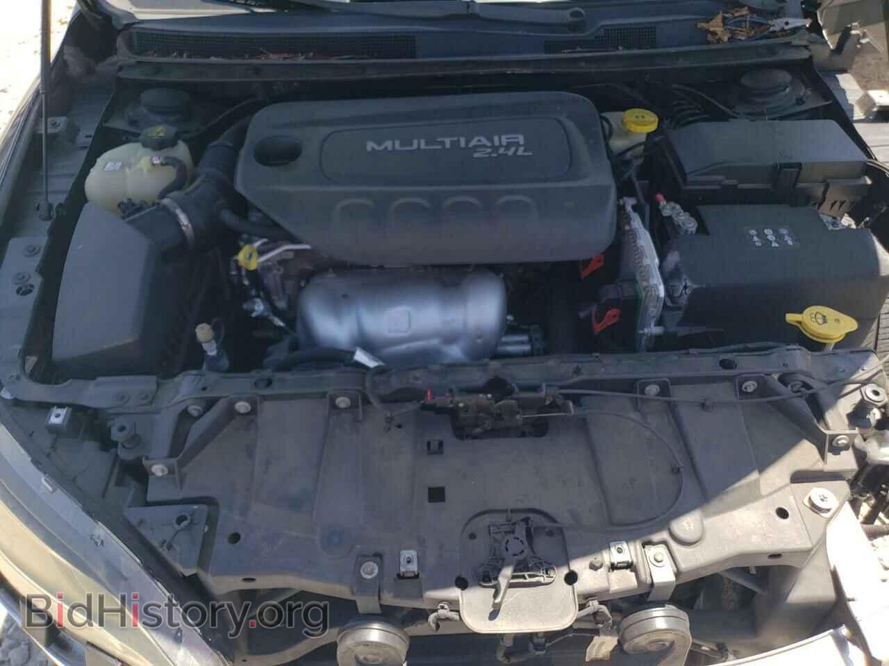 2016 CHRYSLER 200 - VIN: 1C3CCCCB8GN119015 - Фото 11