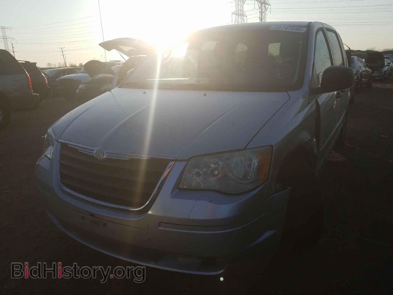 2008 CHRYSLER MINIVAN - VIN: 2A8HR44H58R111993 - Photo 2