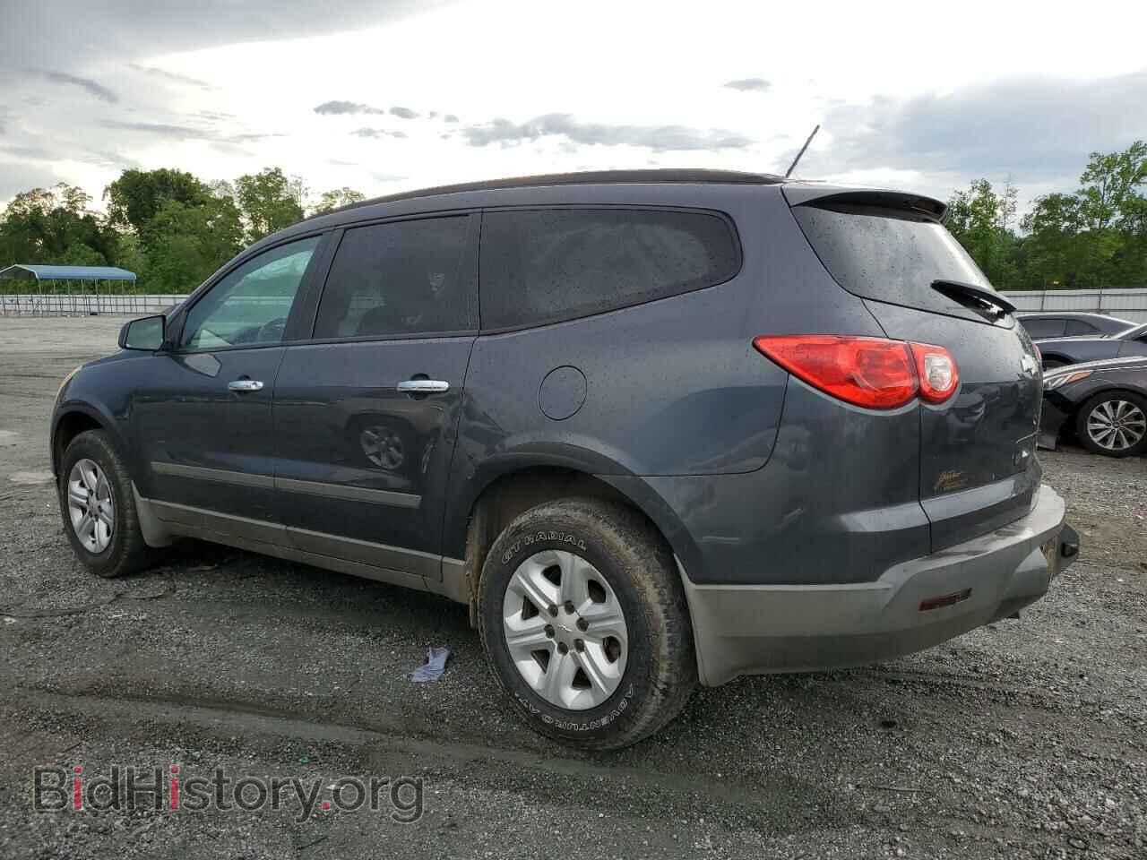 2012 CHEVROLET TRAVERSE - VIN: 1GNKRFED2CJ332850 - Фото 2