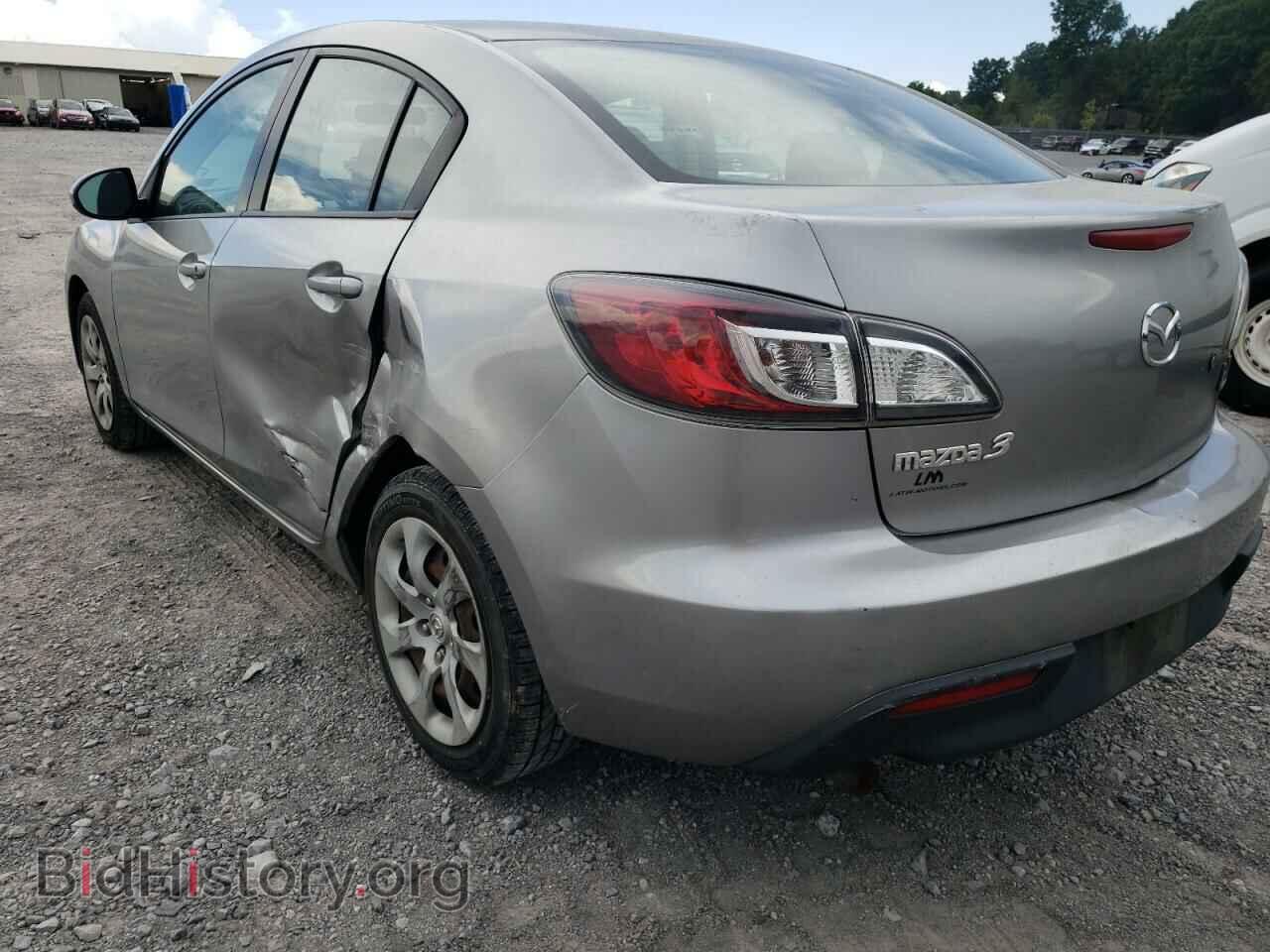2011 MAZDA 3 - VIN: JM1BL1UF3B1418019 - Фото 3