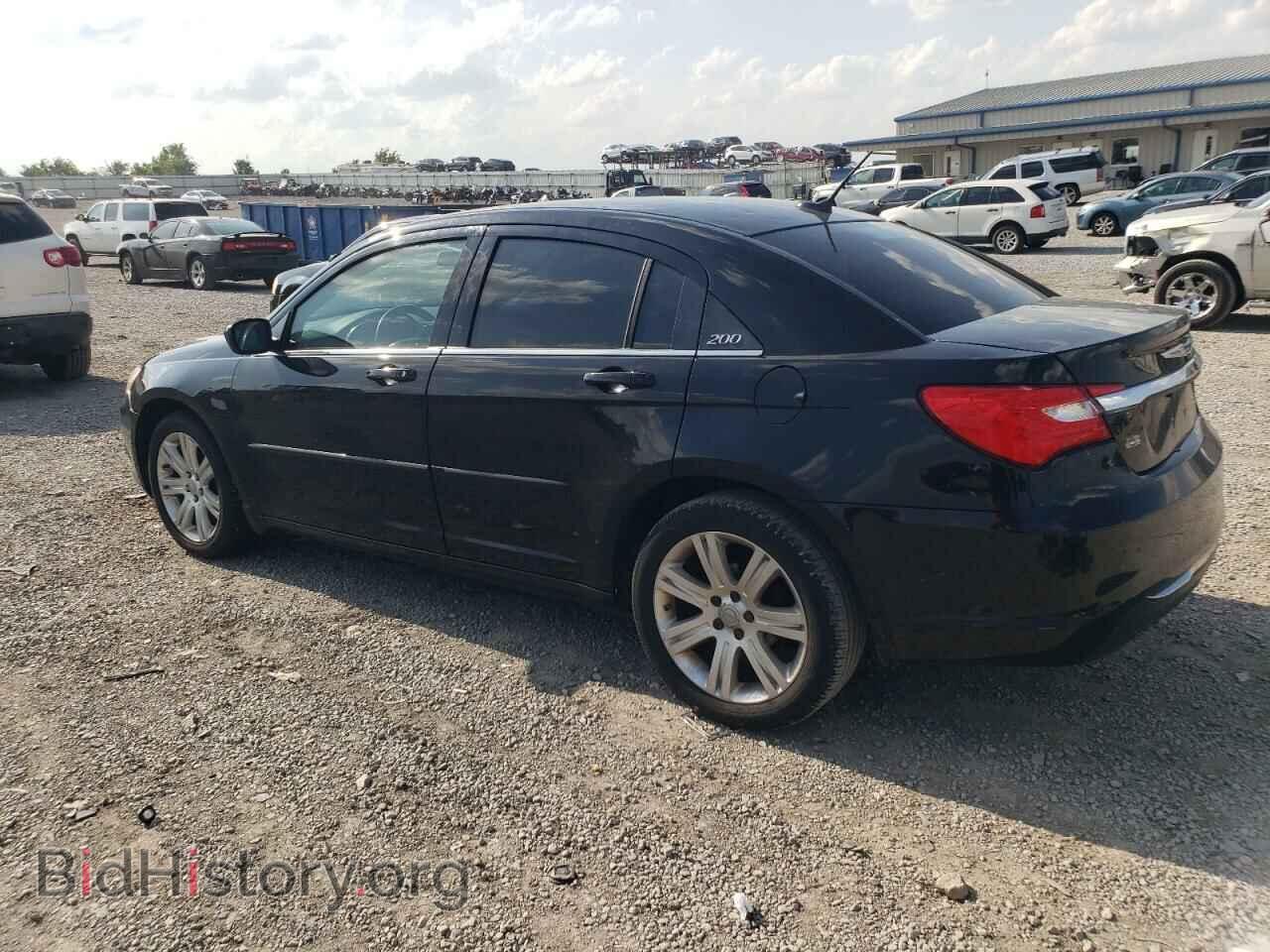 2013 CHRYSLER 200 - VIN: 1C3CCBBB0DN714111 - Фото 2