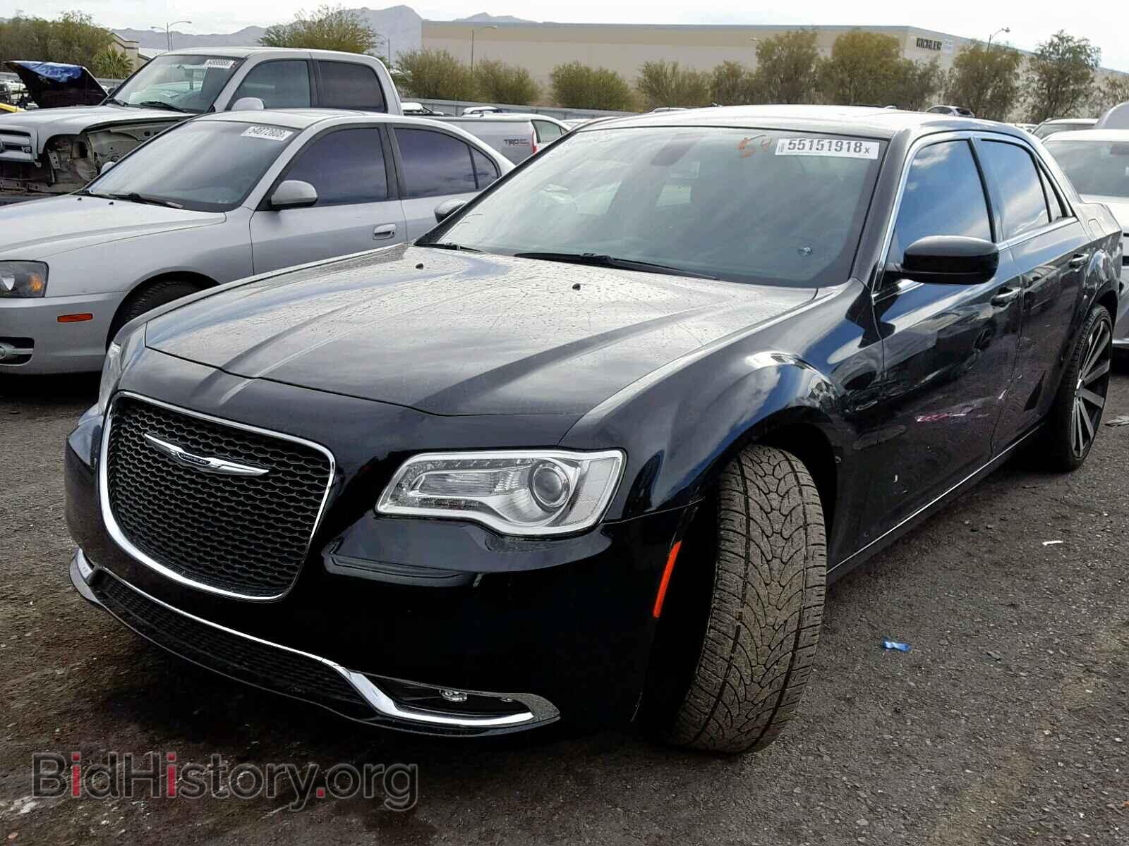 2017 CHRYSLER 300 - VIN: 2C3CCAAG8HH506449 - Фото 2