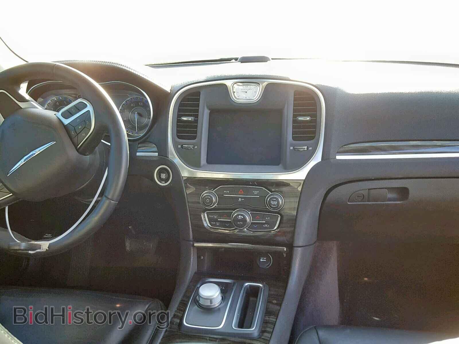 2017 CHRYSLER 300 - VIN: 2C3CCAAG8HH506449 - Фото 9