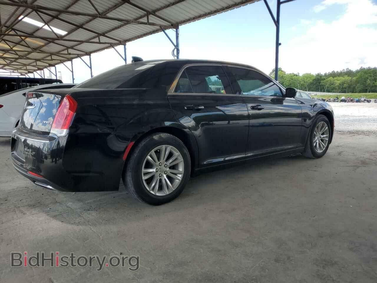 2017 CHRYSLER 300 - VIN: 2C3CCAAG5HH538808 - Фото 3