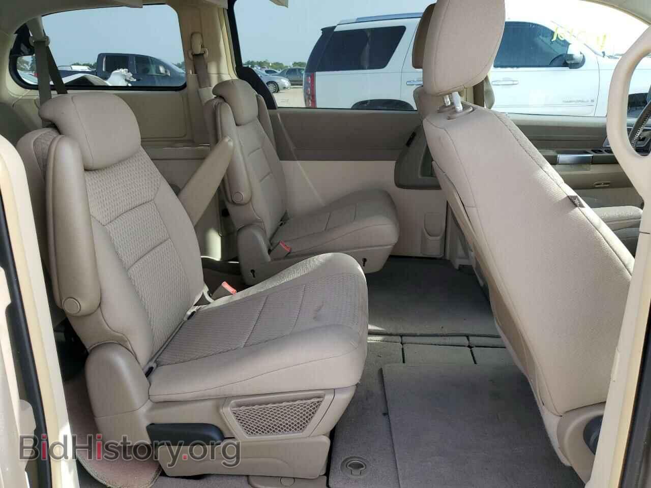 2008 CHRYSLER MINIVAN - VIN: 2A8HR54P28R148559 - Фото 6