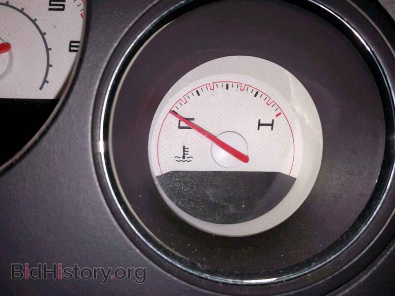 2011 Dodge CHALLENGER (VIN 2B3CJ5DT5BH605157) — photo 8 of 10