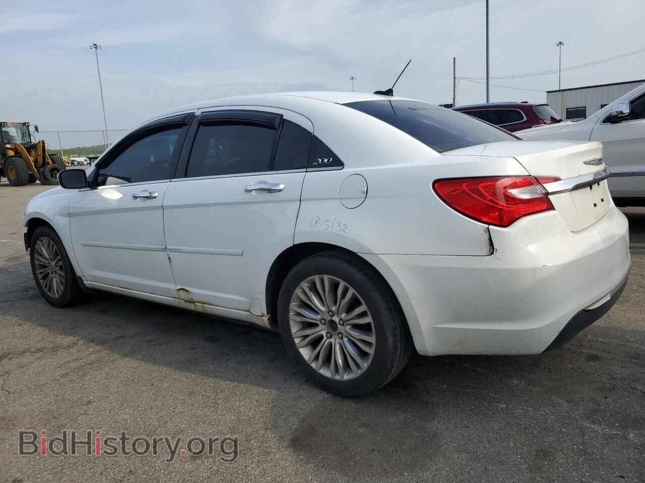 2012 CHRYSLER 200 - VIN: 1C3CCBCG6CN164504 - Фото 2
