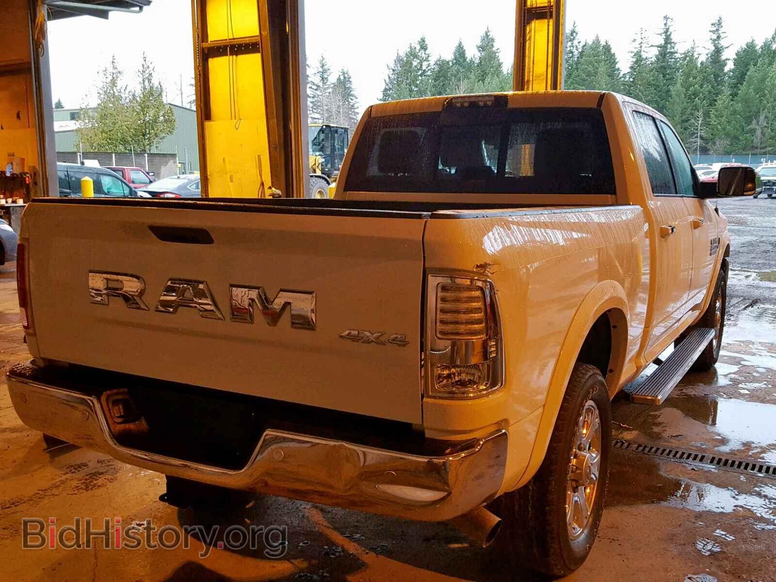 2017 RAM 2500 LARAM - VIN: 3C6UR5FL2HG561322 - Фото 4