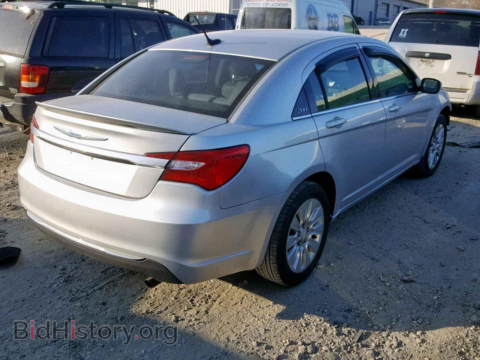 2012 CHRYSLER 200 - VIN: 1C3CCBAB8CN282058 - Фото 4