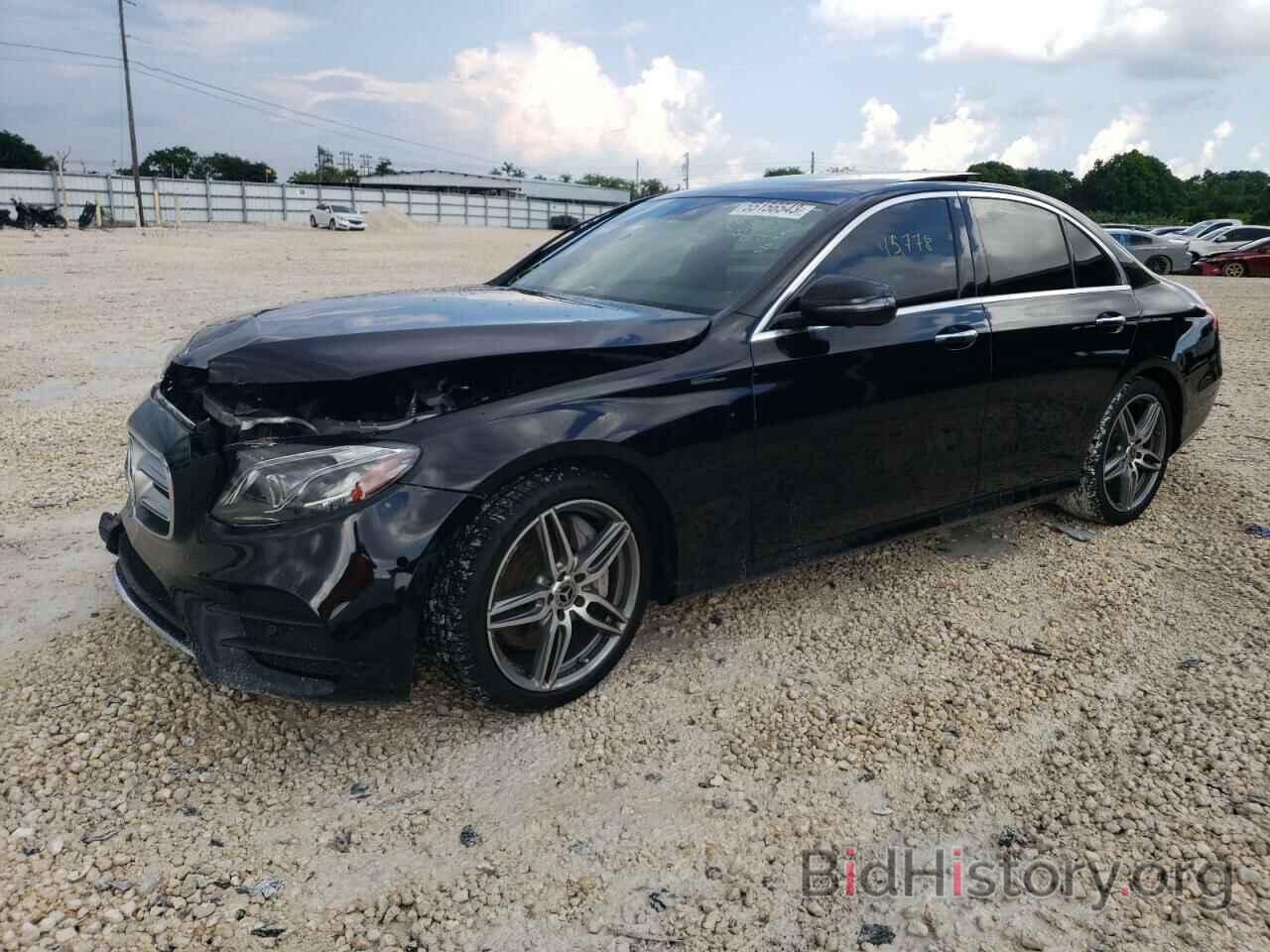 Photo WDDZF4JB2KA511841 - MERCEDES-BENZ E-CLASS 2019