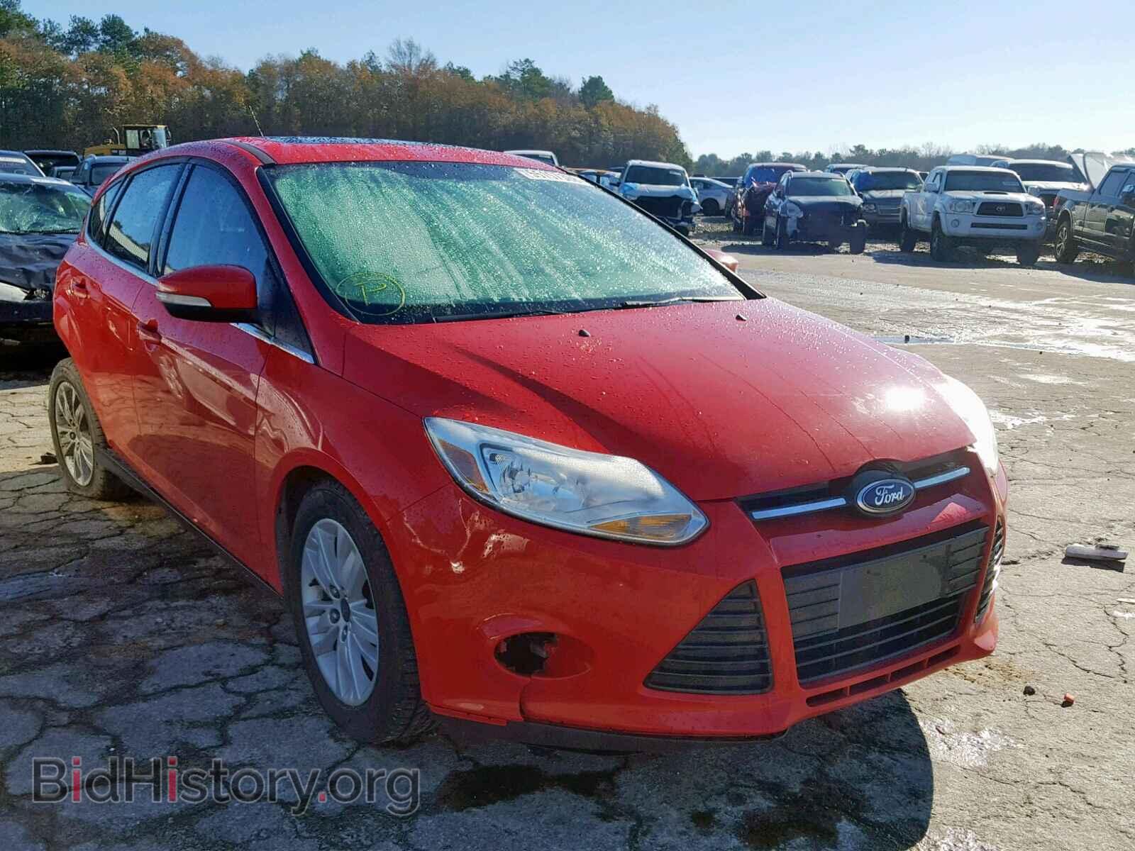 Photo 1FAHP3M26CL335719 - FORD FOCUS 2012