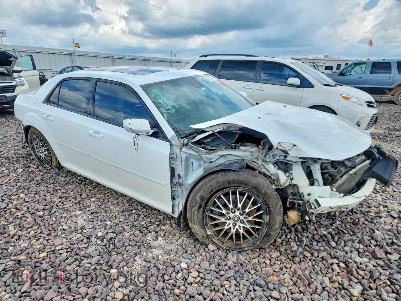 2014 CHRYSLER 300 - VIN: 2C3CCABG5EH357122 - Фото 4
