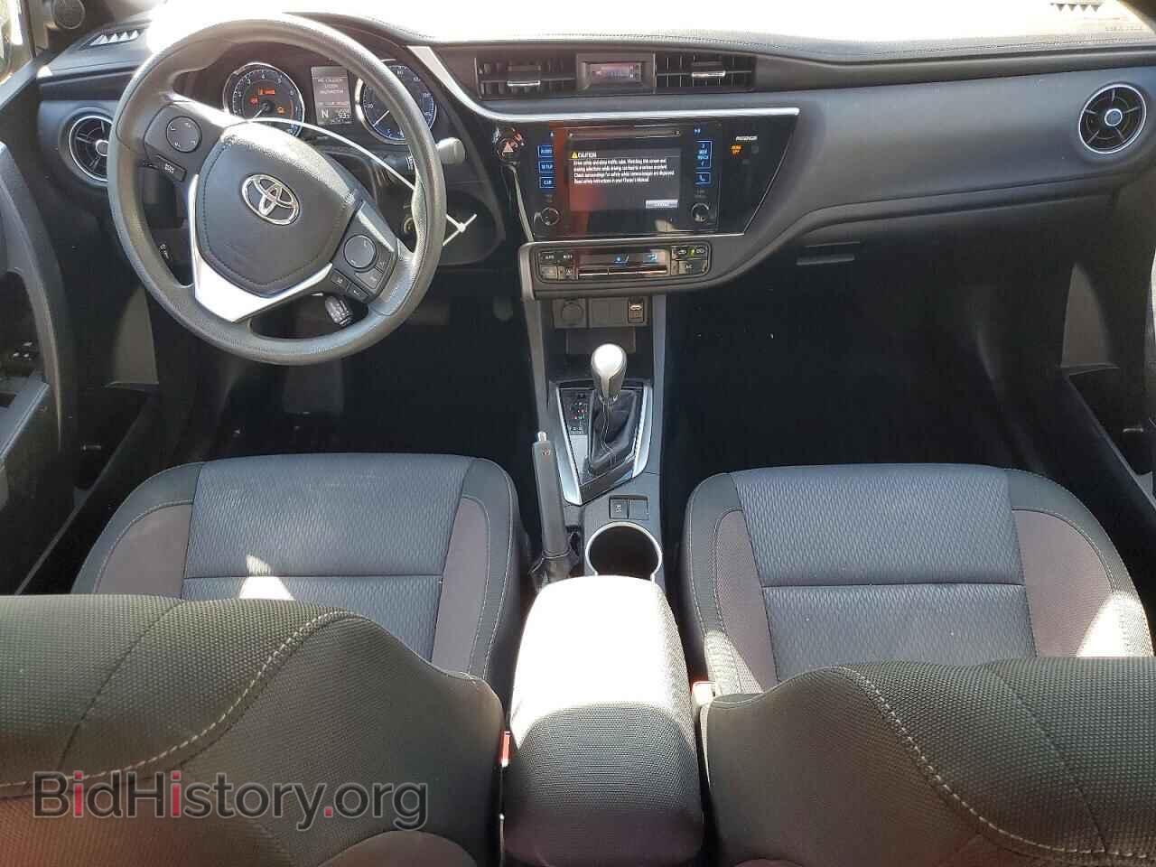 2017 TOYOTA COROLLA - VIN: 2T1BURHEXHC828110 - Фото 8
