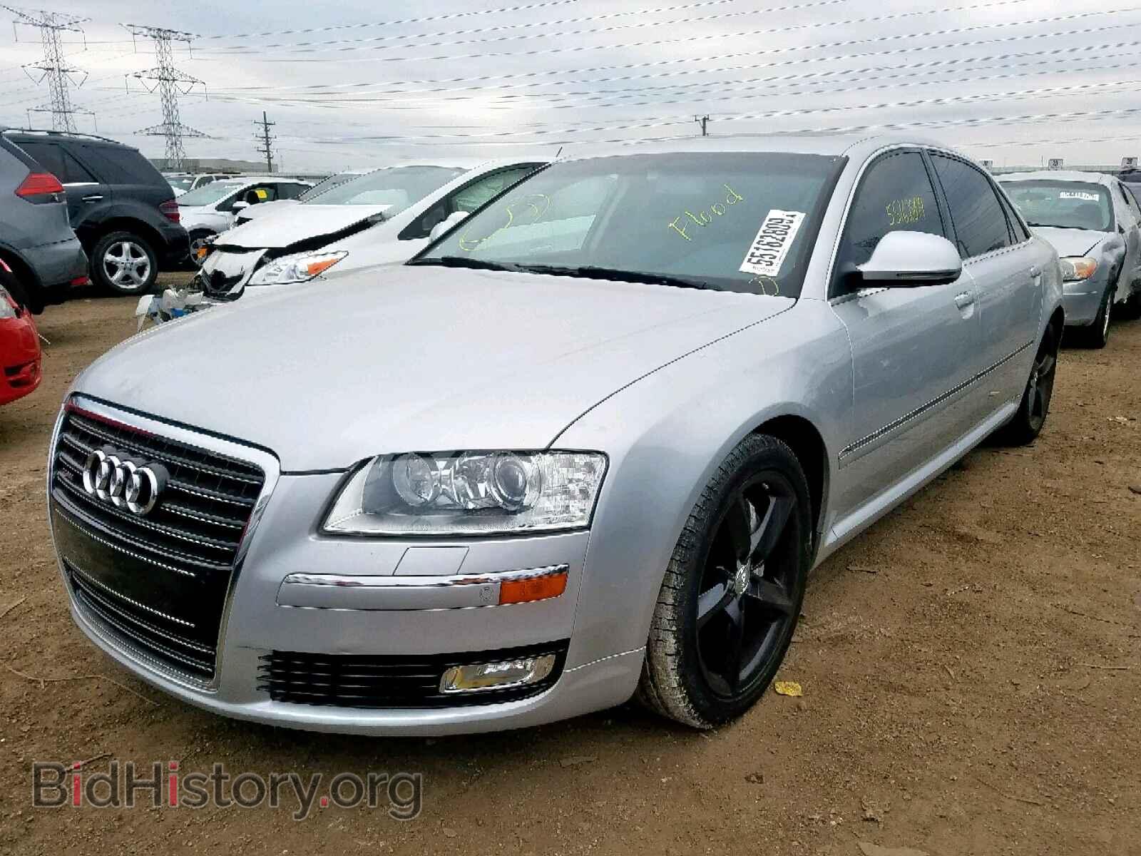 2010 AUDI A8 - VIN: WAURVAFA4AN007744 - Фото 2