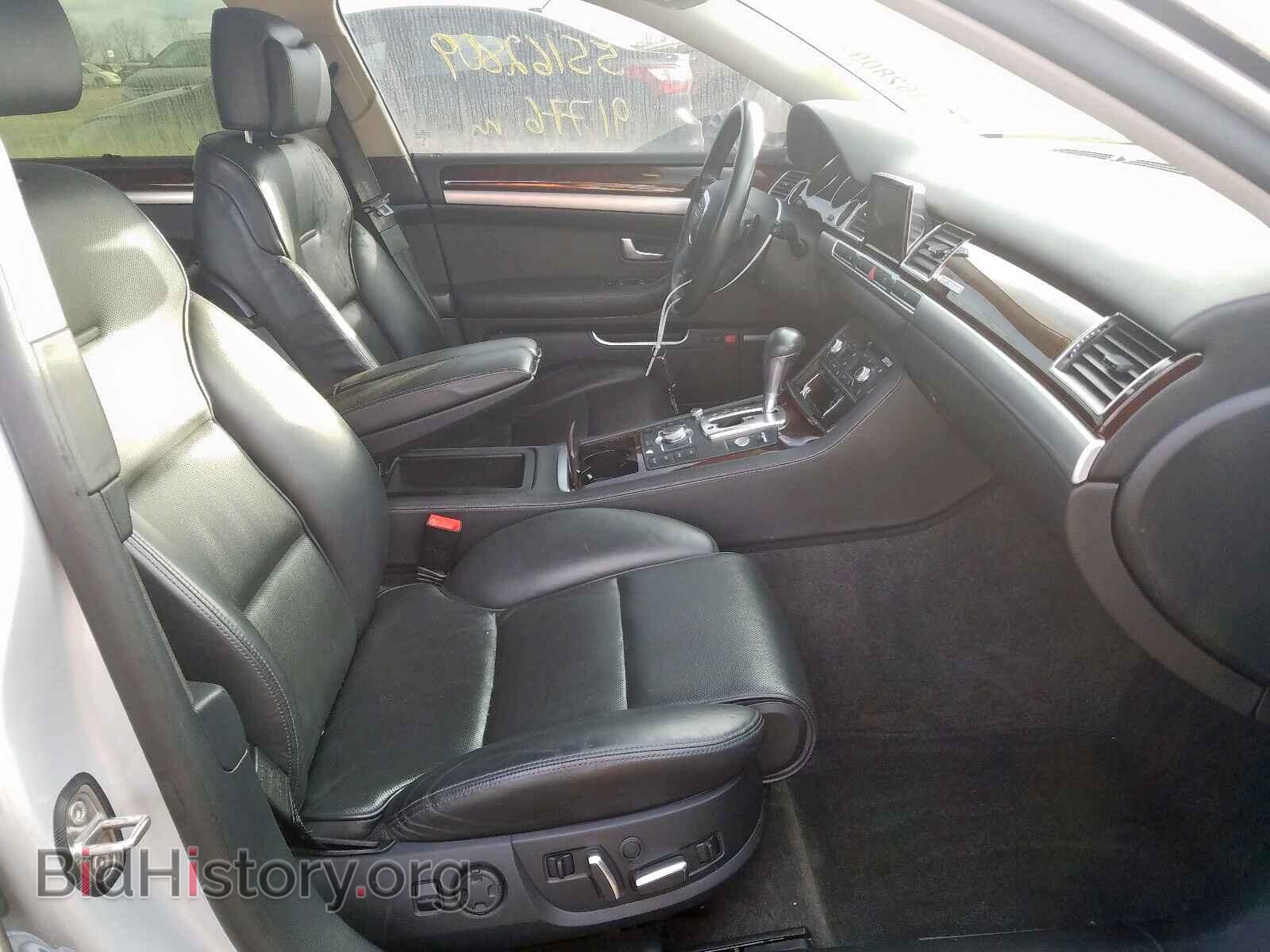 2010 AUDI A8 - VIN: WAURVAFA4AN007744 - Фото 5