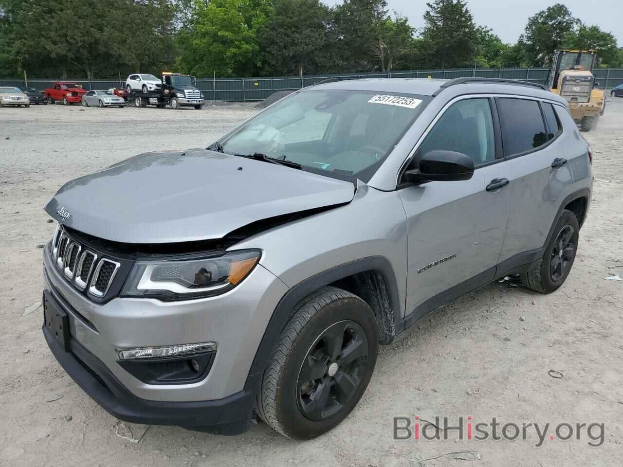 Photo 3C4NJDBB4JT333427 - JEEP COMPASS 2018