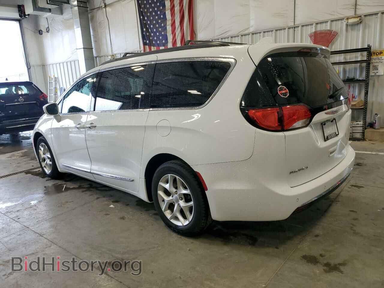 2017 CHRYSLER PACIFICA - VIN: 2C4RC1BGXHR831361 - Фото 2