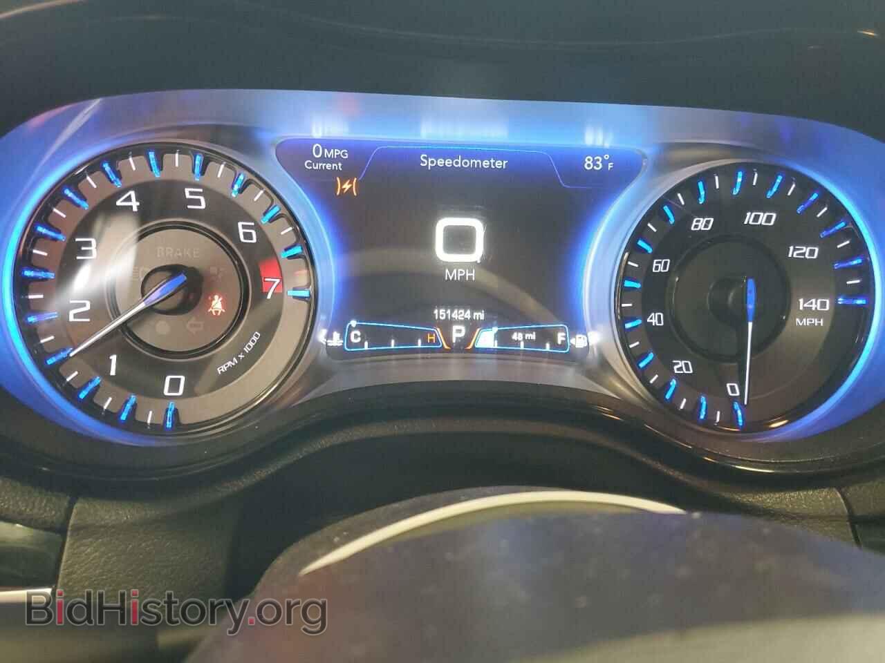 2018 CHRYSLER 300 - VIN: 2C3CCABG5JH266877 - Фото 9