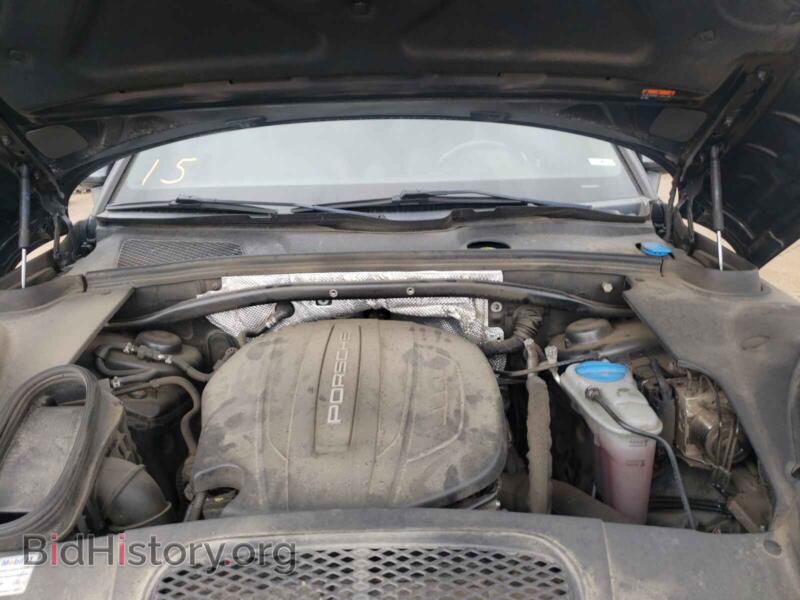 2017 Porsche MACAN (VIN WP1AA2A59HLB09735) — photo 7 of 10