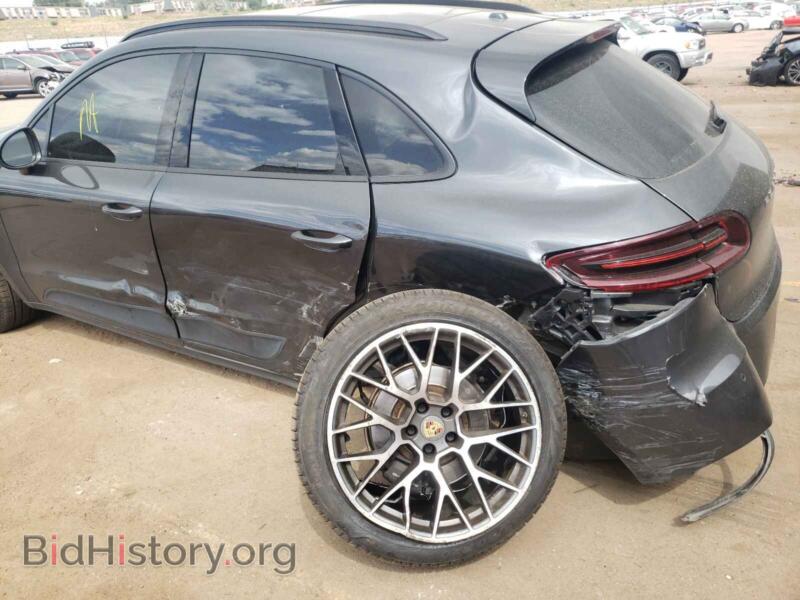 2017 Porsche MACAN (VIN WP1AA2A59HLB09735) — photo 9 of 10