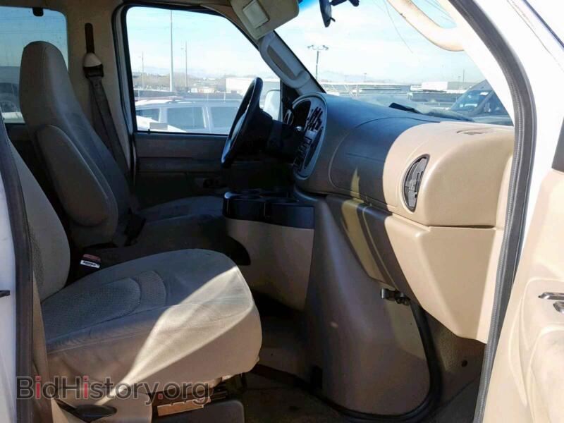 2006 Ford ECONOLINE (VIN 1FBNE31LX6DA53263) — photo 5 of 10
