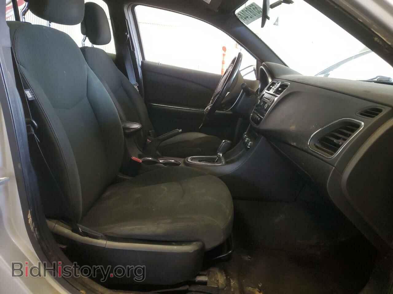 2012 CHRYSLER 200 - VIN: 1C3CCBBB7CN103877 - Фото 7