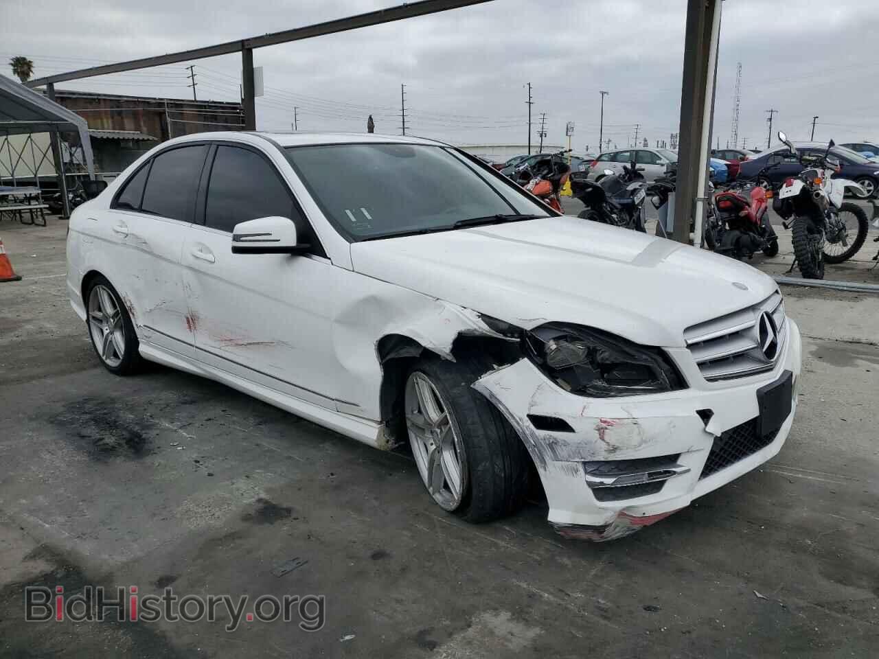 2013 MERCEDES-BENZ C-CLASS - VIN: WDDGF4HB4DA804270 - Фото 4