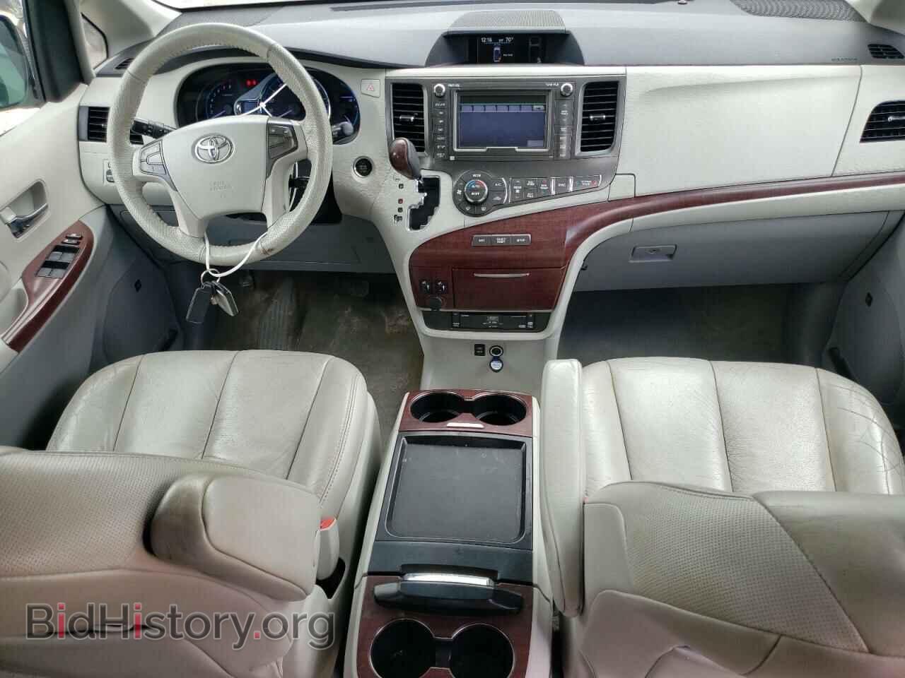 2011 TOYOTA All Models - VIN: 5TDDK3DC6BS028659 - Фото 8