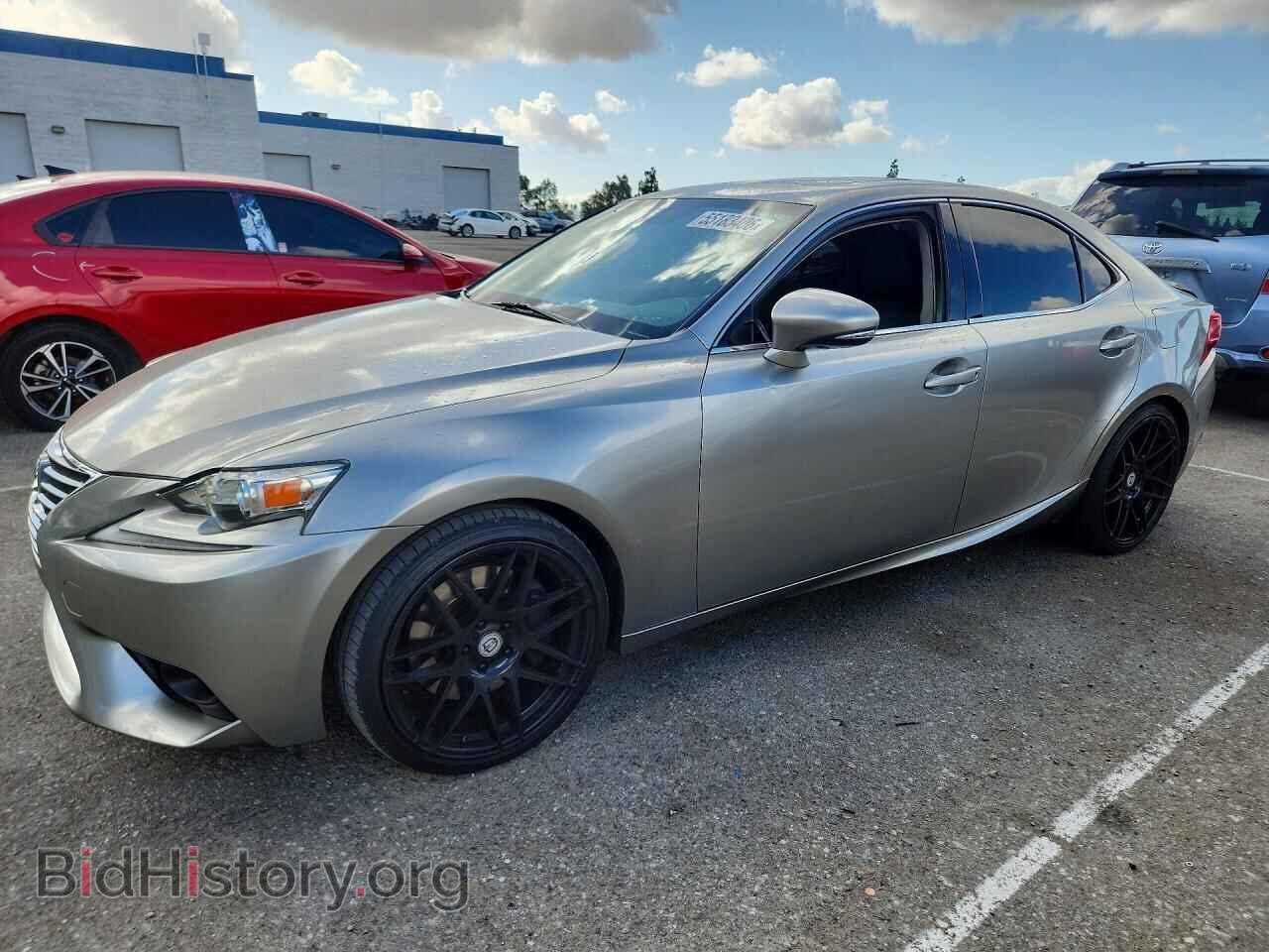 Photo JTHBA1D21G5010393 - LEXUS IS 2016