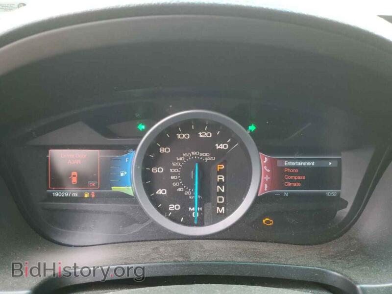 2011 Ford EXPLORER (VIN 1FMHK8D84BGA52278) — фото 9 из 12