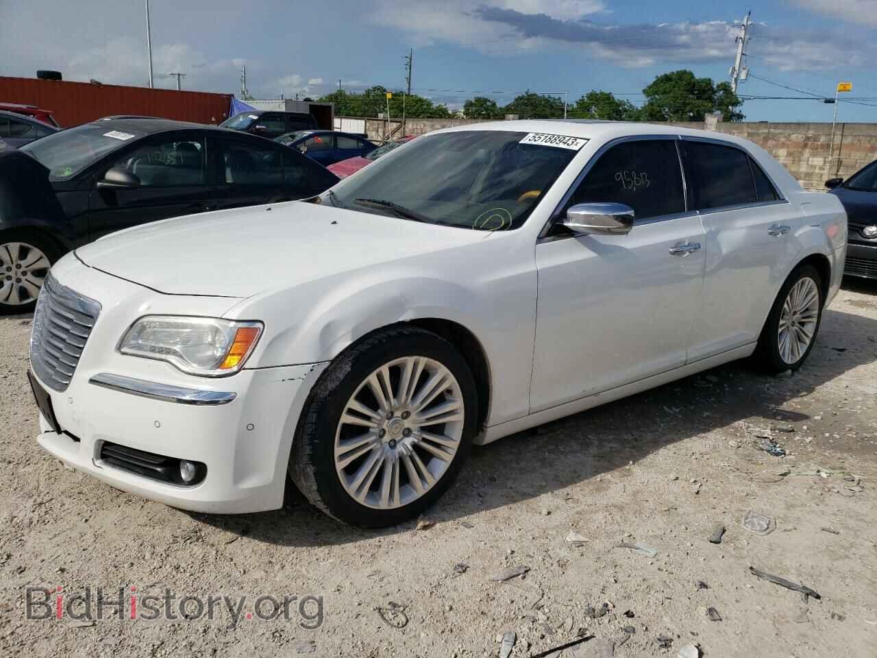 Фотография 2C3CCAET2EH228795 - CHRYSLER 300 2014