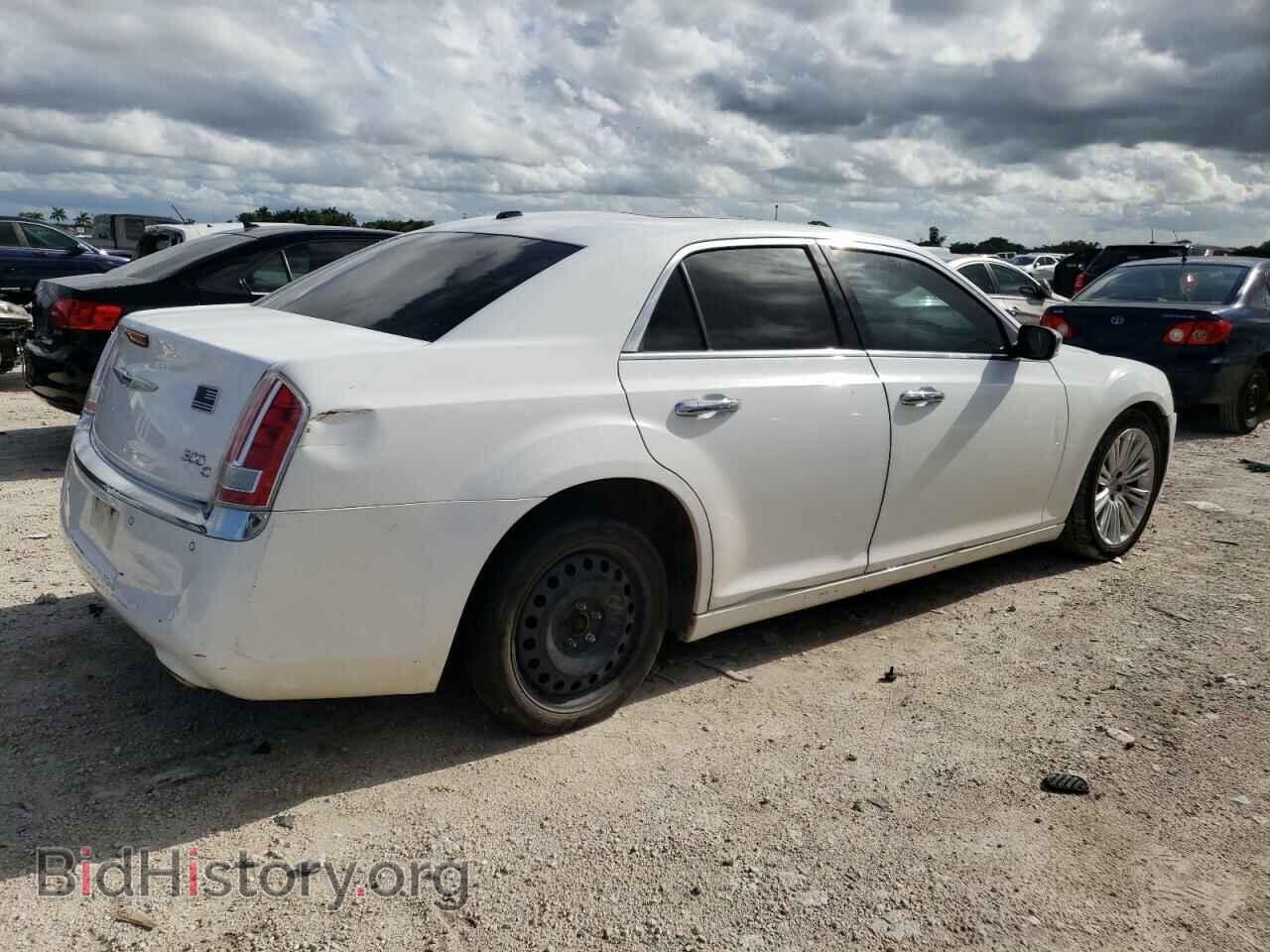 2014 CHRYSLER 300 - VIN: 2C3CCAET2EH228795 - Фото 3