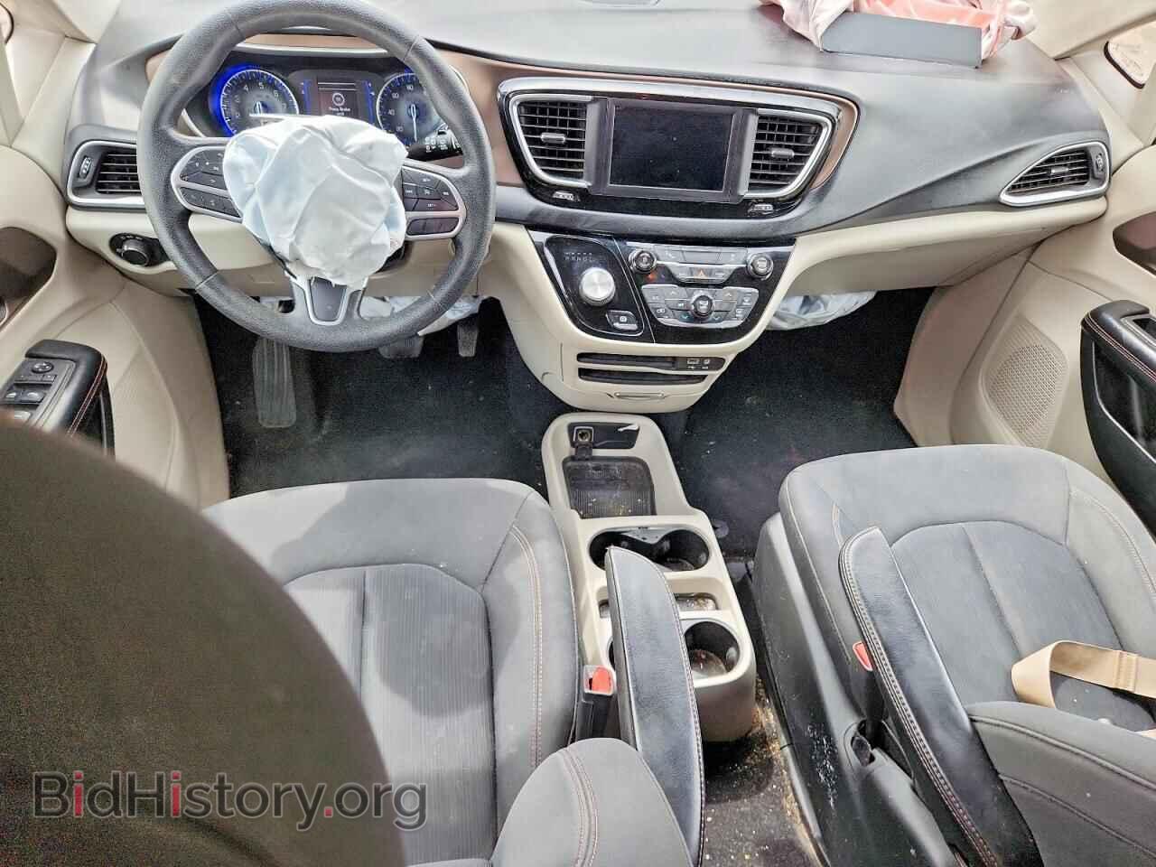 2019 CHRYSLER PACIFICA - VIN: 2C4RC1AG9KR628390 - Photo 8