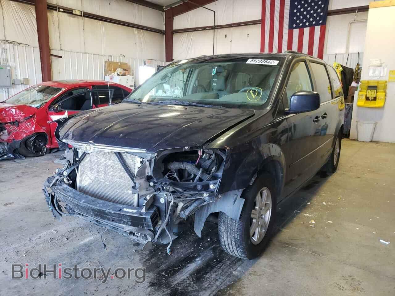 2008 CHRYSLER MINIVAN - VIN: 2A8HR54P28R678904 - Фото 2