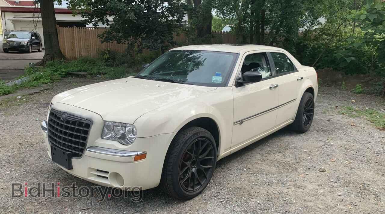 2010 CHRYSLER 300 - VIN: 2C3CK6CT5AH113797 - Фото 2