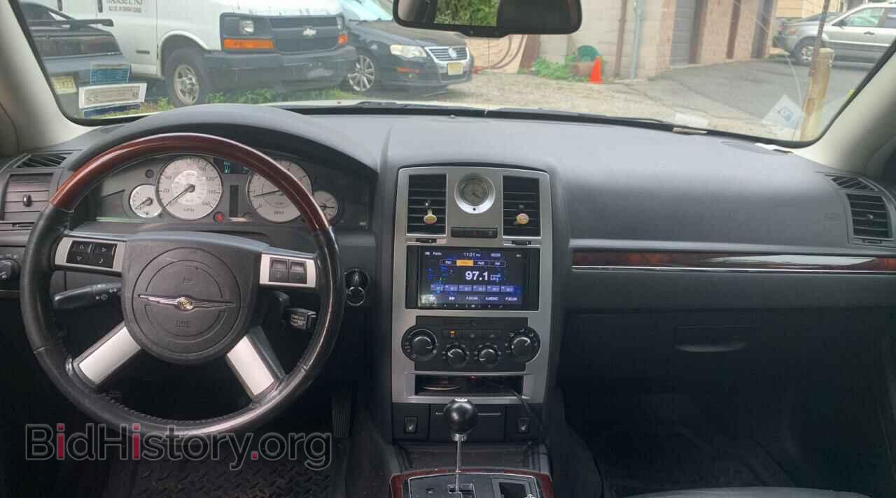2010 CHRYSLER 300 - VIN: 2C3CK6CT5AH113797 - Фото 9