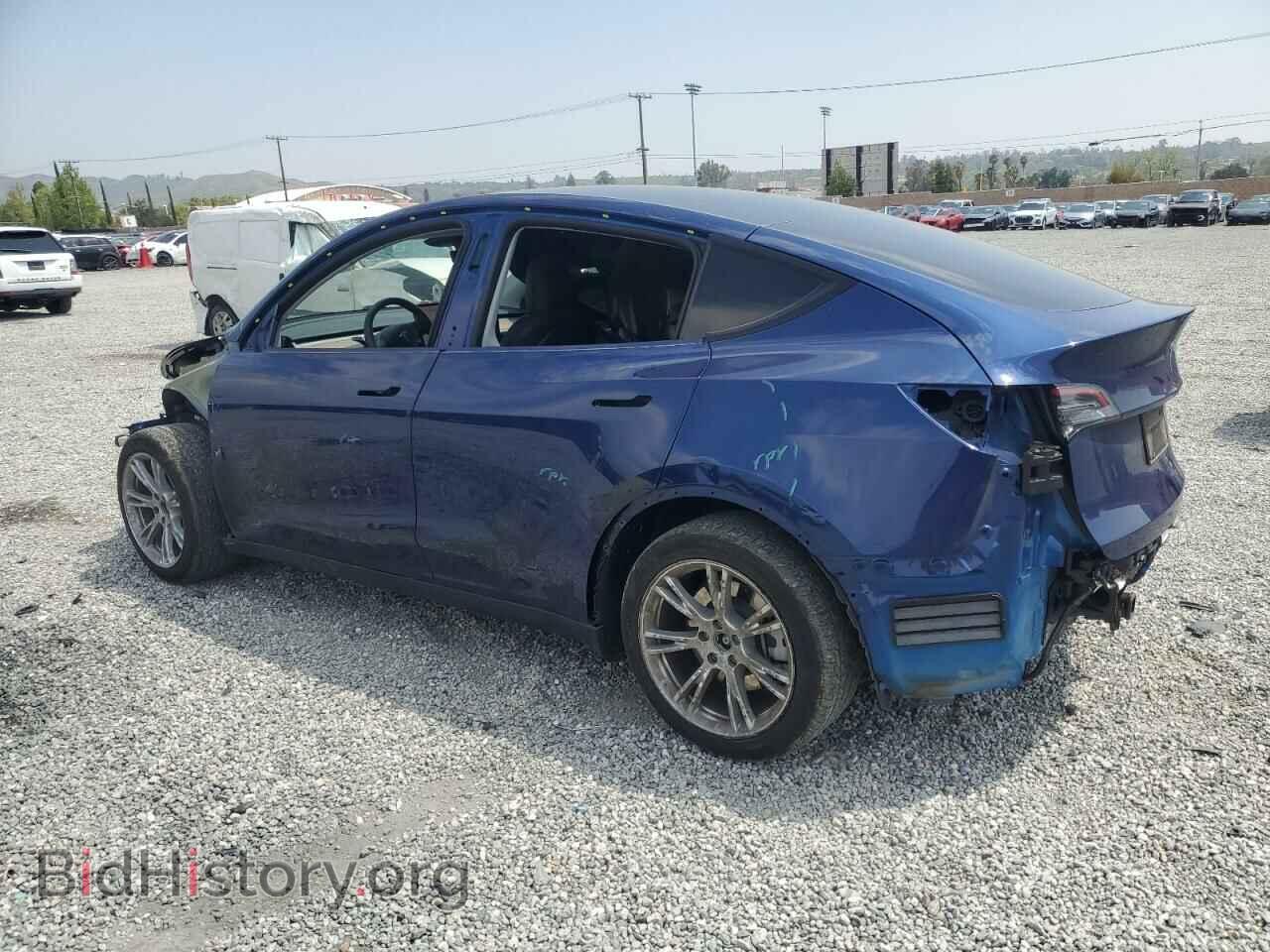 2024 TESLA MODEL Y - VIN: 7SAYGDED3RF006264 - Photo 2